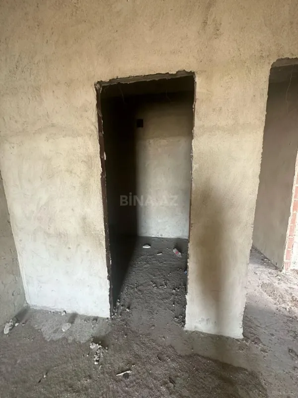 Satılır 3 otaqlı mənzil 137 m²