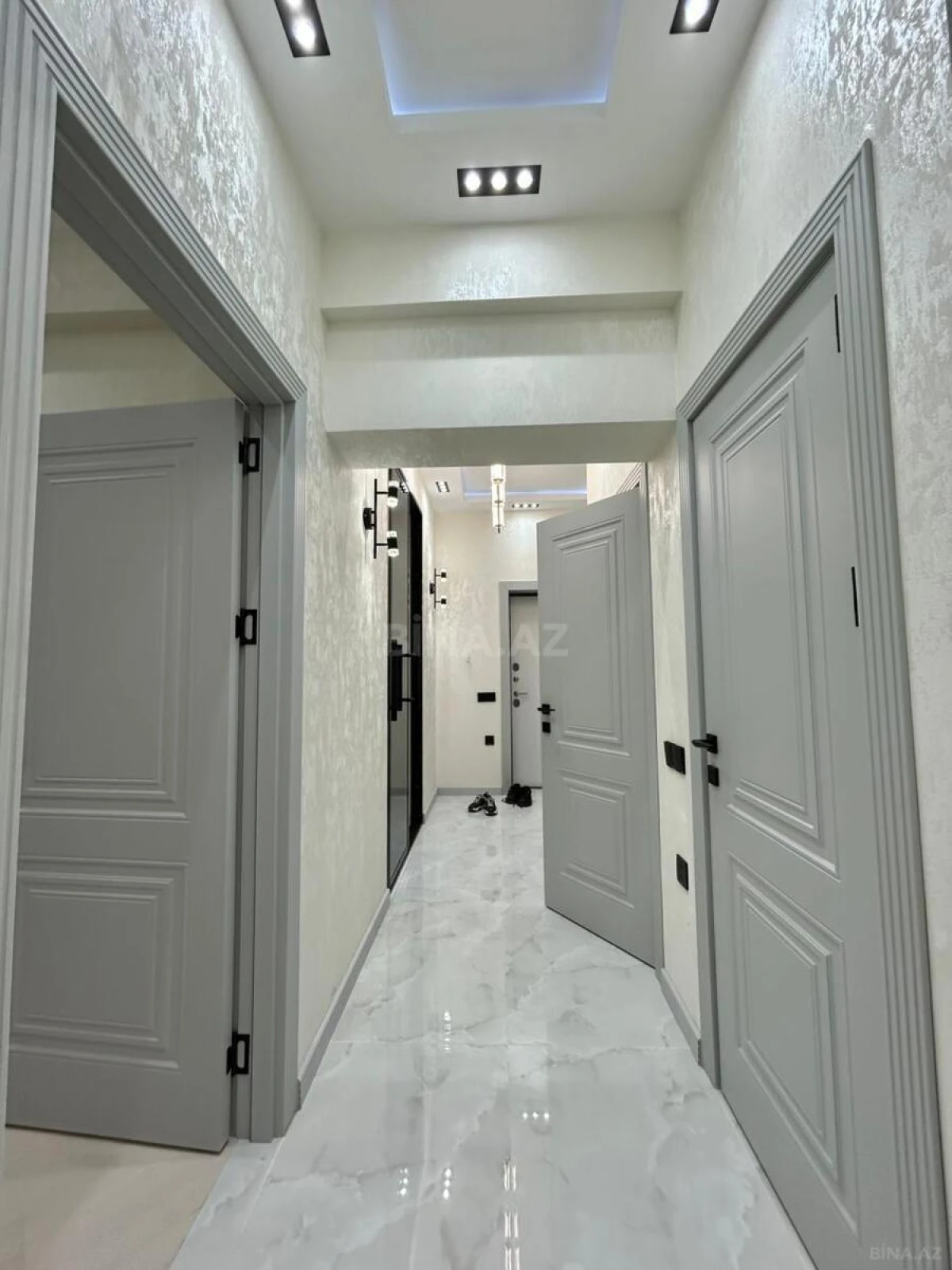 Kirayə verilir 2 otaqlı mənzil 70 m²