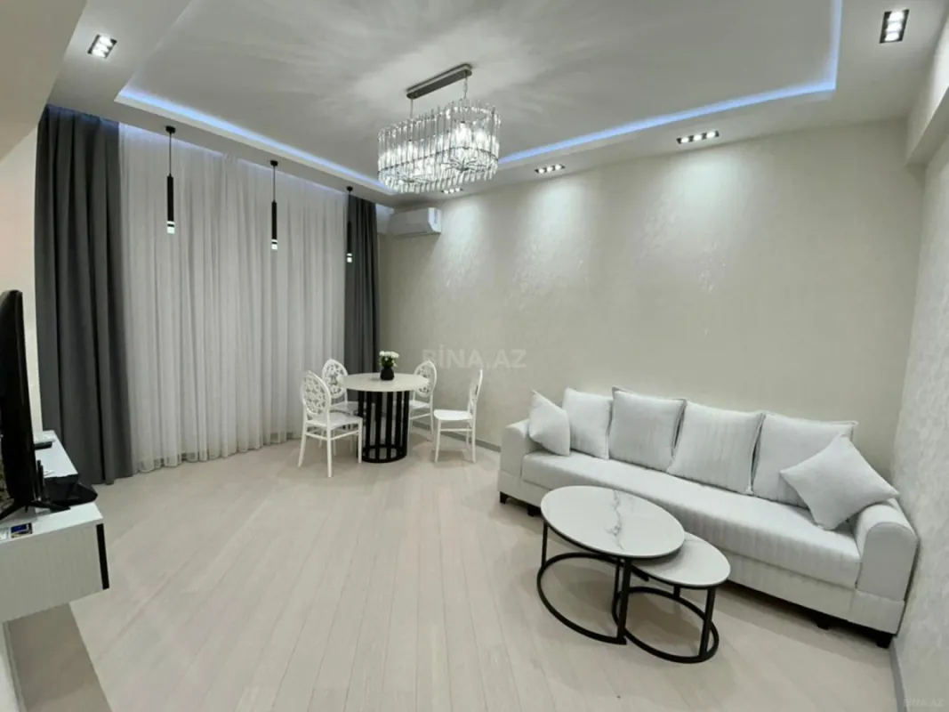 Kirayə verilir 2 otaqlı mənzil 70 m²
