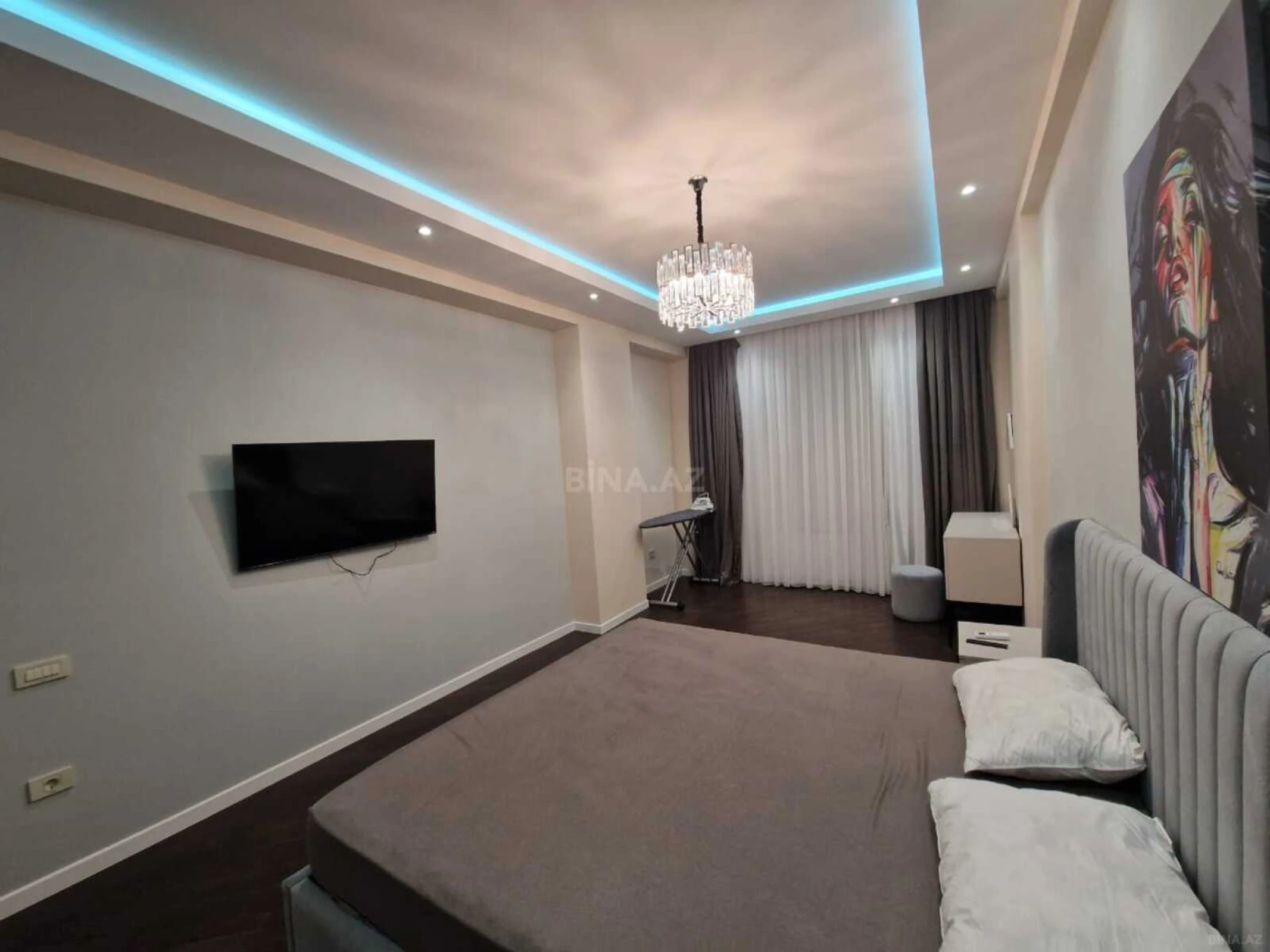 Kirayə verilir 3 otaqlı mənzil 130 m²