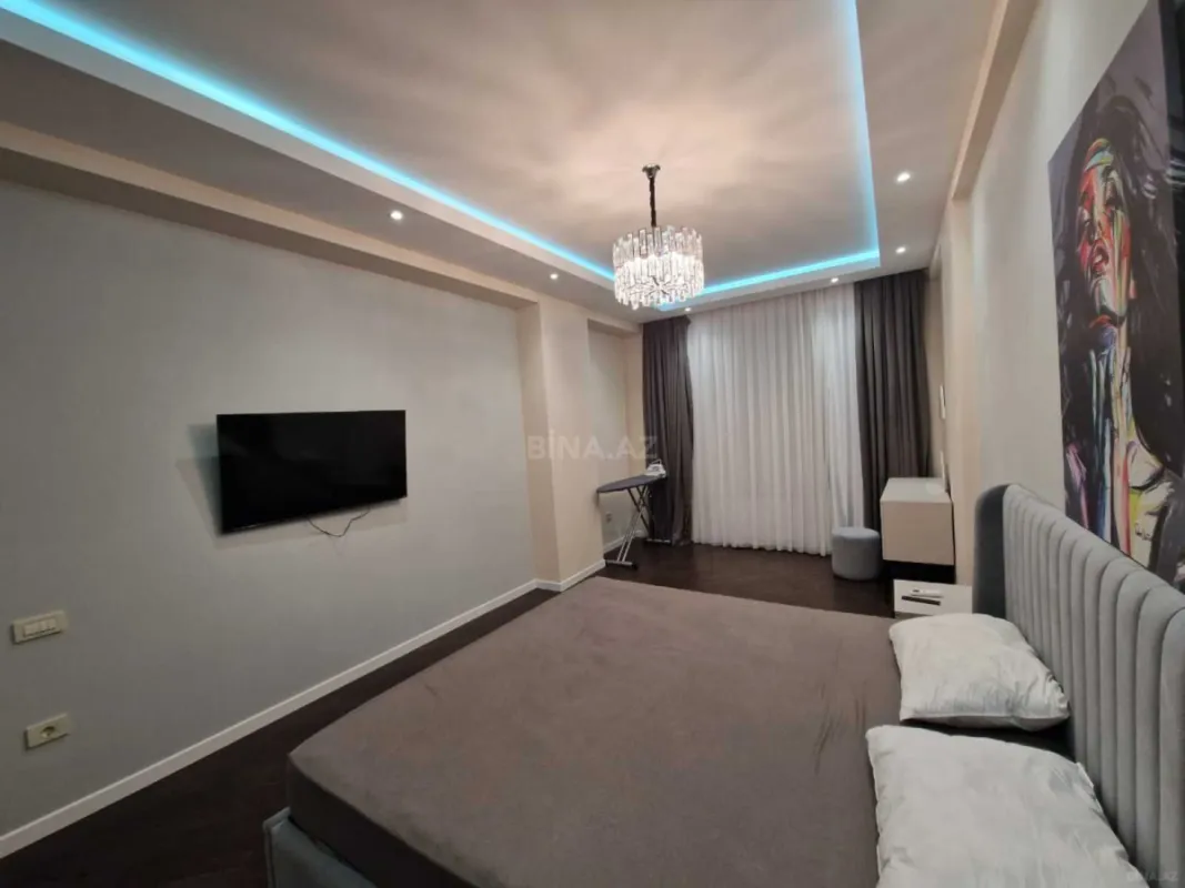 Kirayə verilir 3 otaqlı mənzil 130 m²