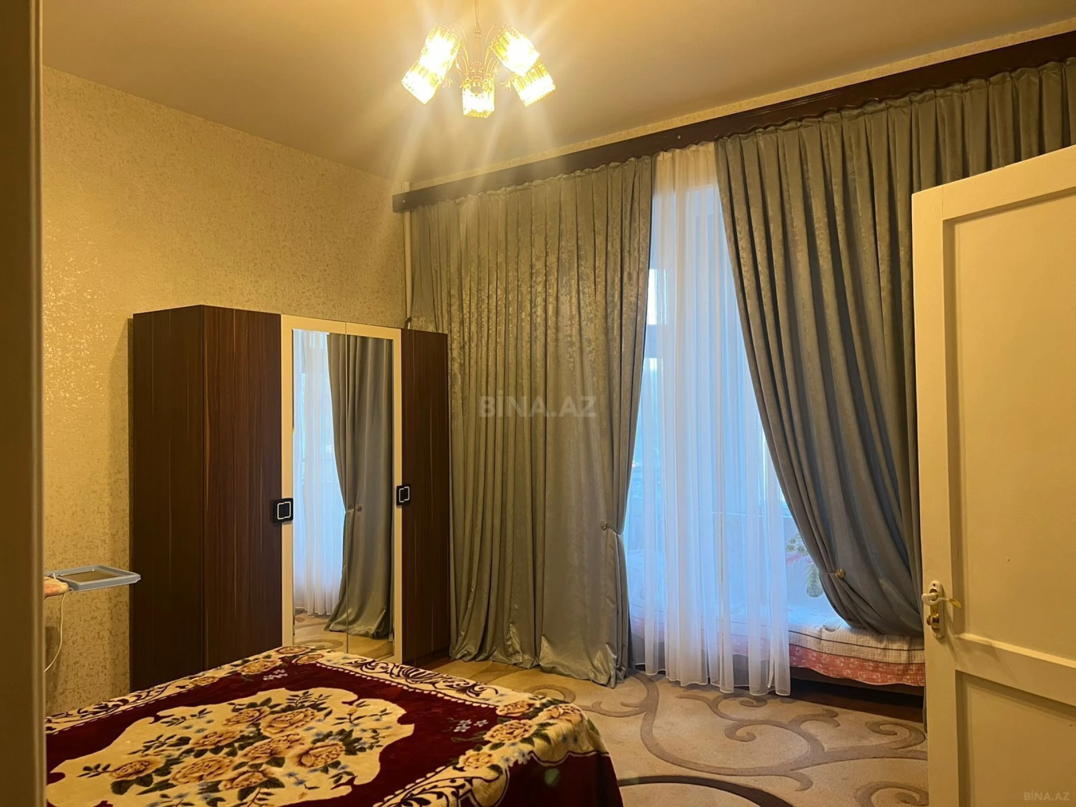 Kirayə verilir 3 otaqlı mənzil 100 m²