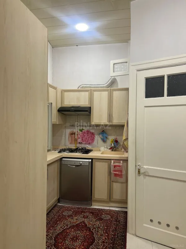 Kirayə verilir 3 otaqlı mənzil 100 m²