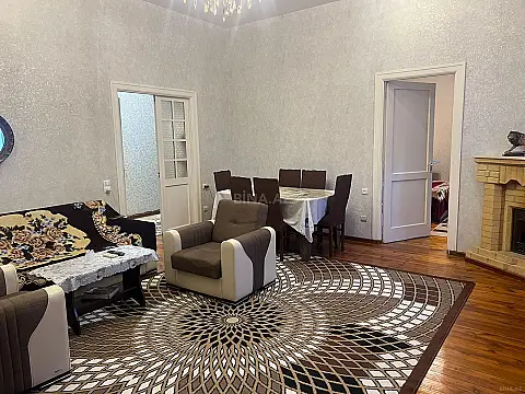 Kirayə verilir 3 otaqlı mənzil 100 m²