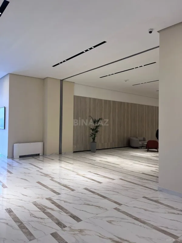 Satılır 3 otaqlı mənzil 128 m²