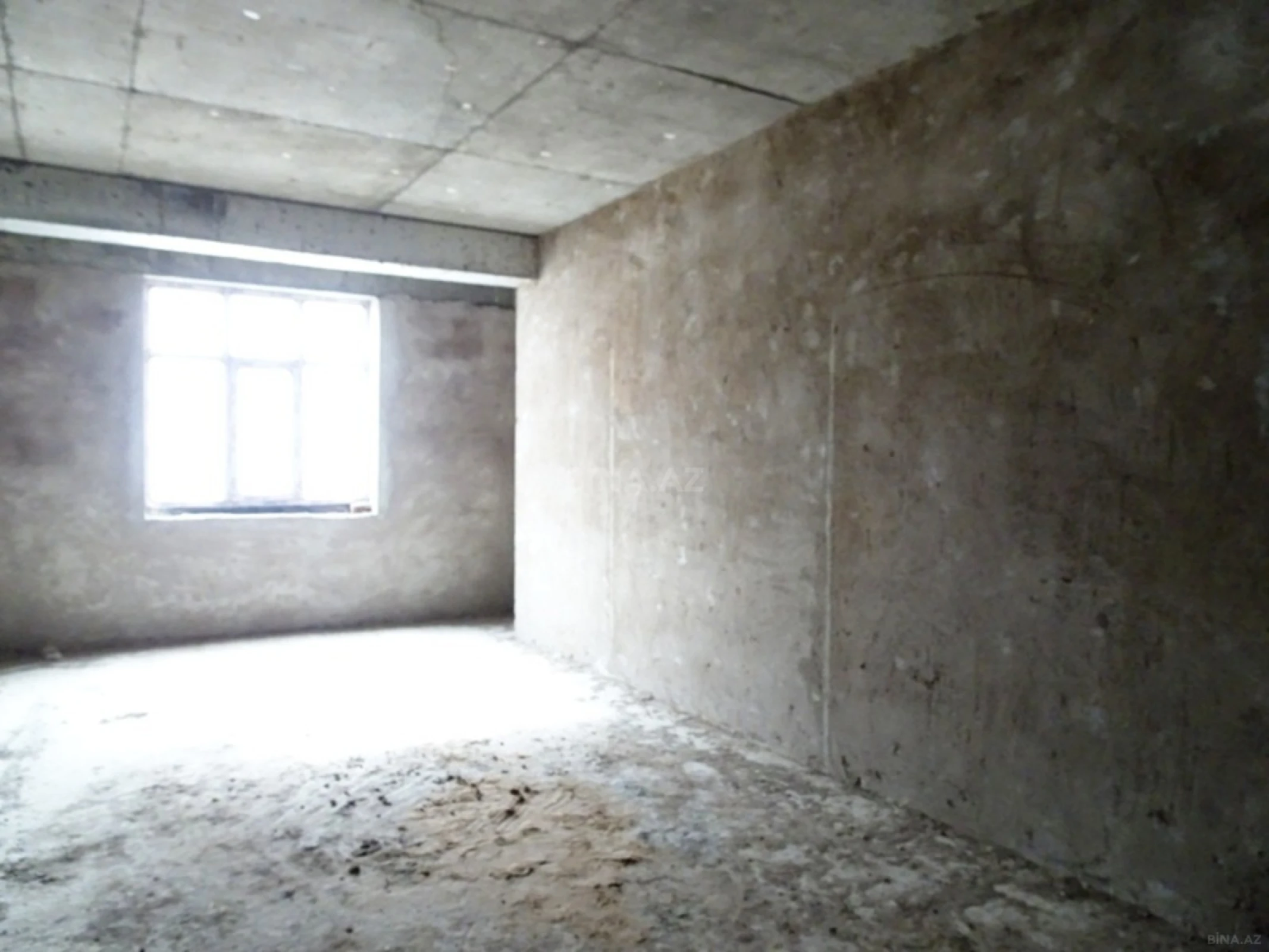 Satılır 3 otaqlı mənzil 128 m²