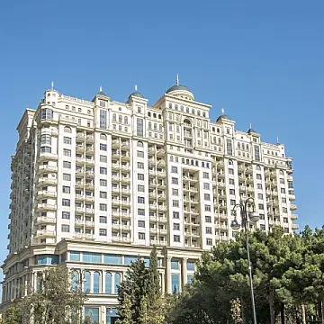 Satılır 4 otaqlı mənzil 175 m² — Bakı, Memar Əcəmi yanı 4 otaq 175.00 m²