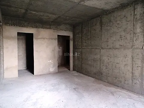 Satılır 4 otaqlı mənzil 175 m²