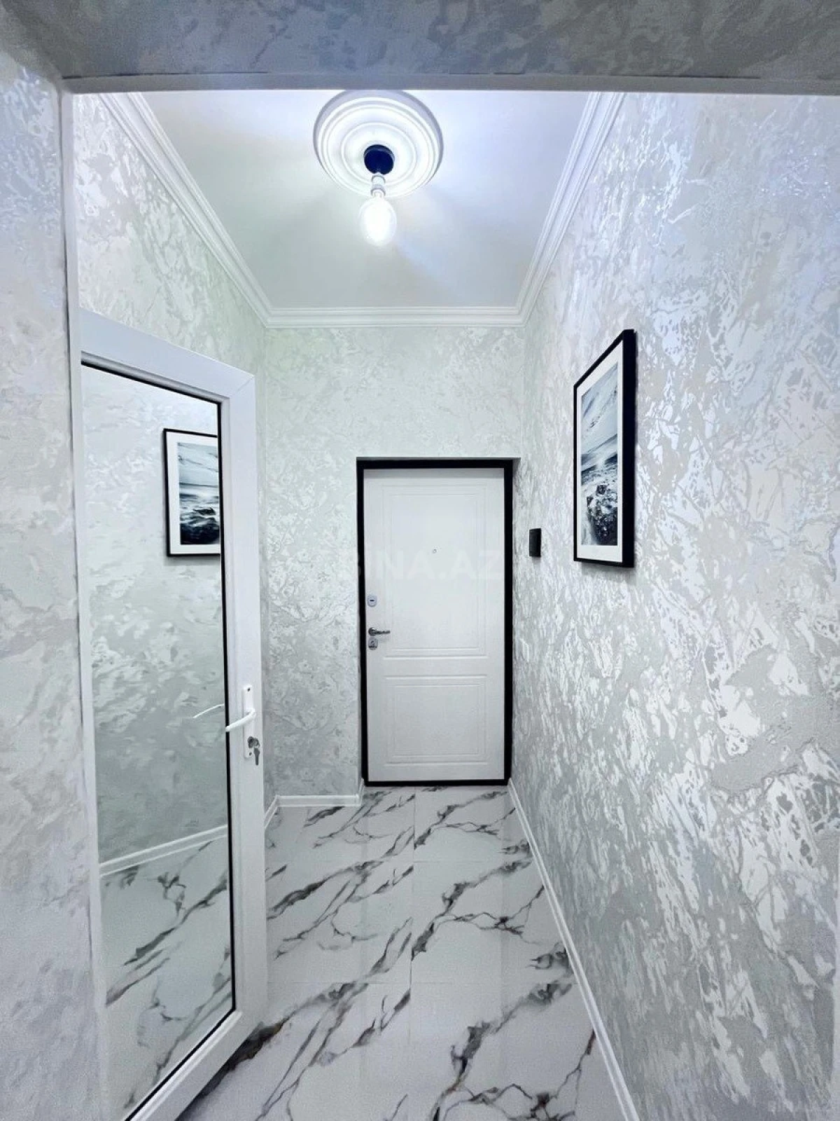 Satılır 2 otaqlı mənzil 30 m²