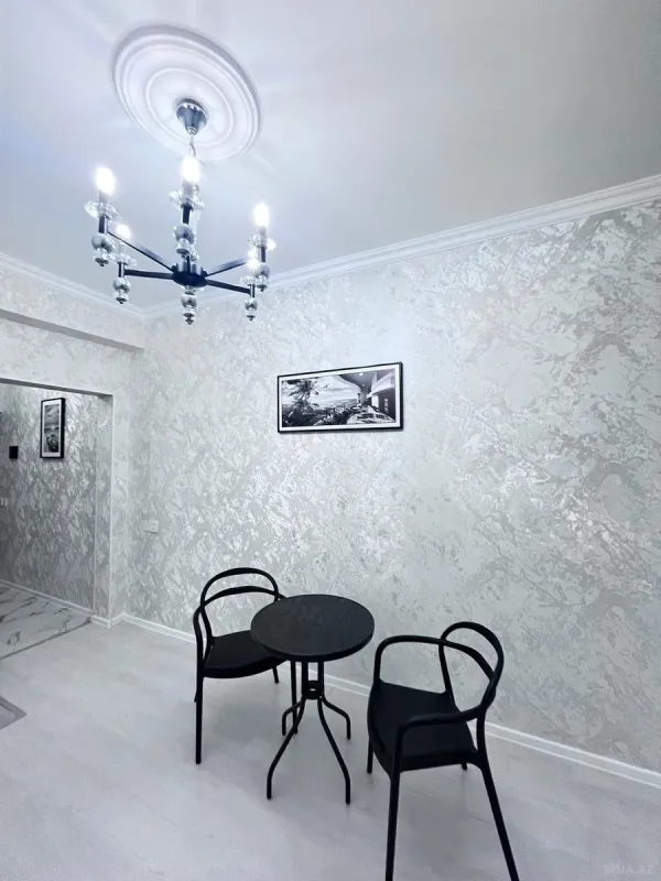 Satılır 2 otaqlı mənzil 30 m²