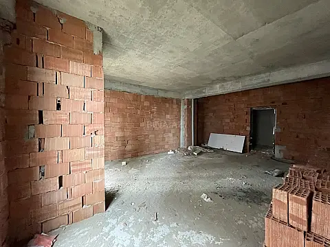 Satılır 2 otaqlı mənzil 64 m²