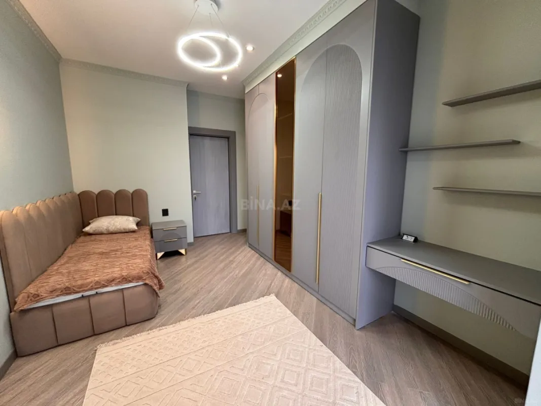 Satılır 3 otaqlı mənzil 91 m²