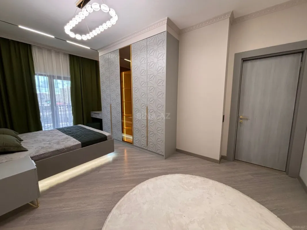 Satılır 3 otaqlı mənzil 91 m²