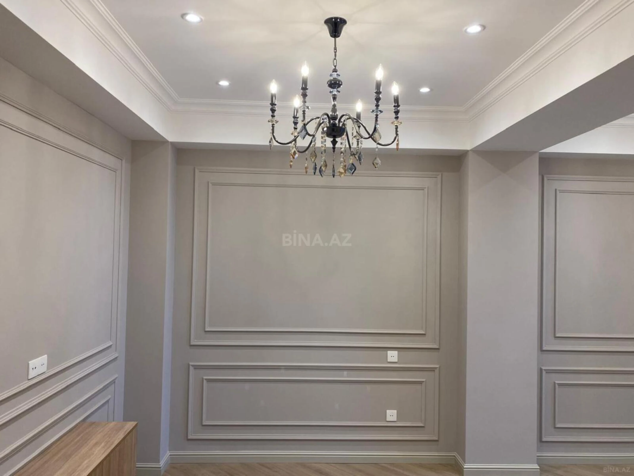 Satılır 3 otaqlı mənzil 103 m²