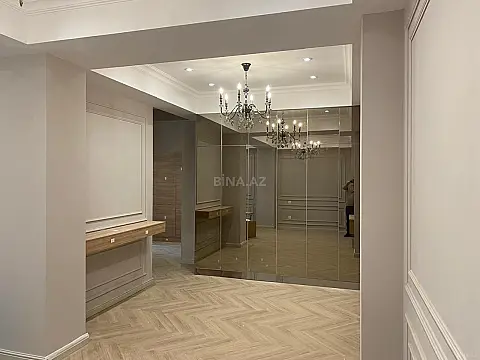 Satılır 3 otaqlı mənzil 103 m²