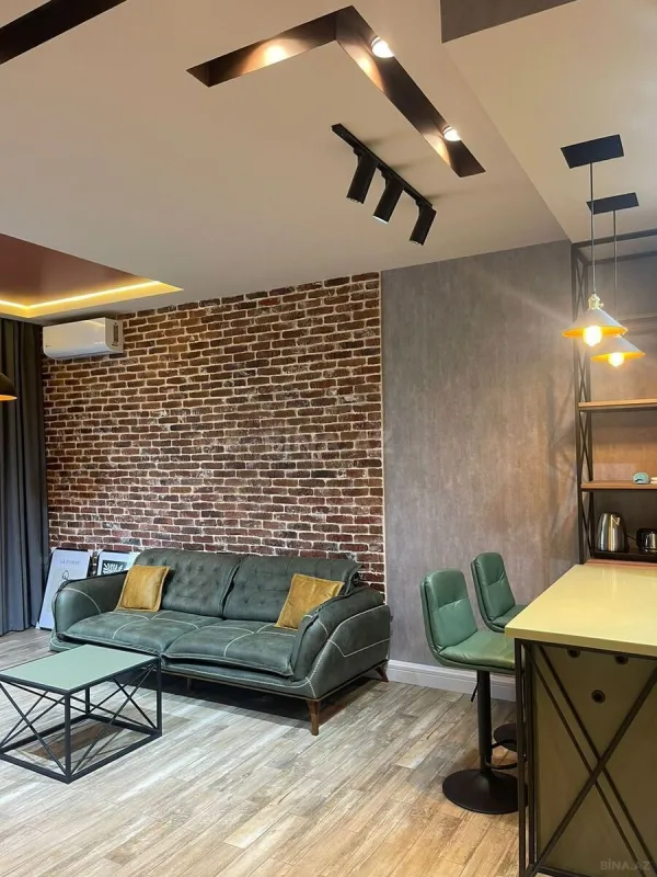 Kirayə verilir 2 otaqlı mənzil 70 m²