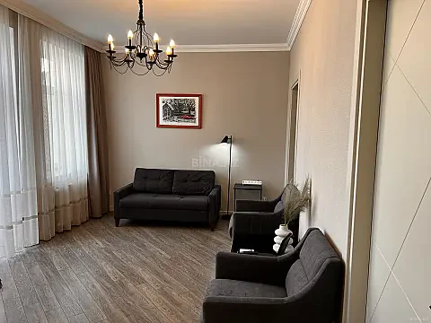 Kirayə verilir 3 otaqlı mənzil 70 m² — Bakı 3 otaq 70.00 m²