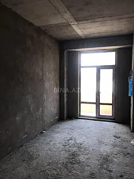 Satılır 3 otaqlı mənzil 122 m²