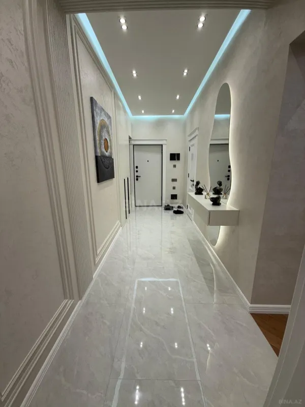 Satılır 2 otaqlı mənzil 65 m²