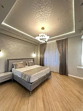 Satılır 3 otaqlı mənzil 125 m²