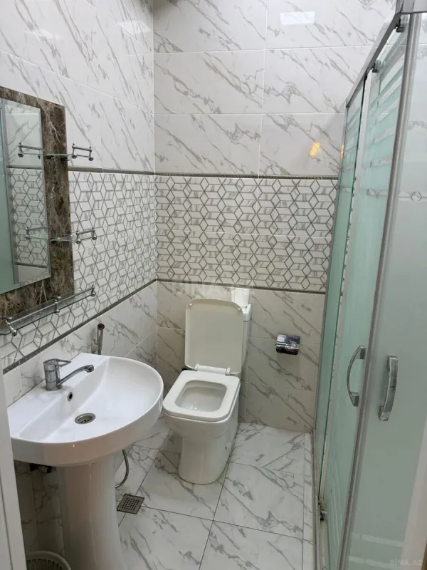 Kirayə verilir 2 otaqlı ofis 92 m²