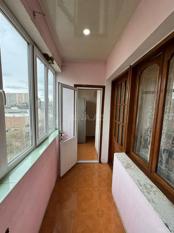 Satılır 4 otaqlı mənzil 96 m²
