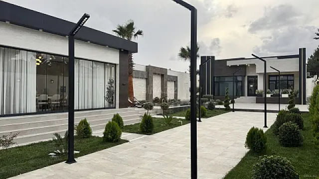 Satılır 5 otaqlı həyət evi 230 m²