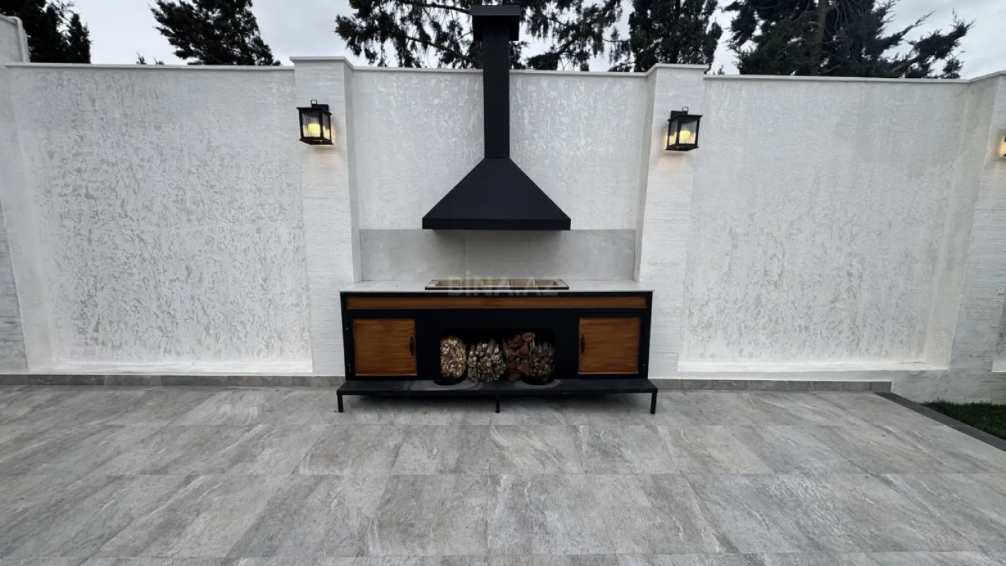 Satılır 5 otaqlı həyət evi 230 m²
