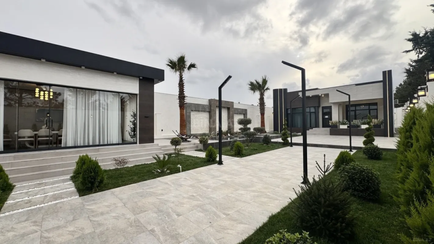 Satılır 5 otaqlı həyət evi 230 m²