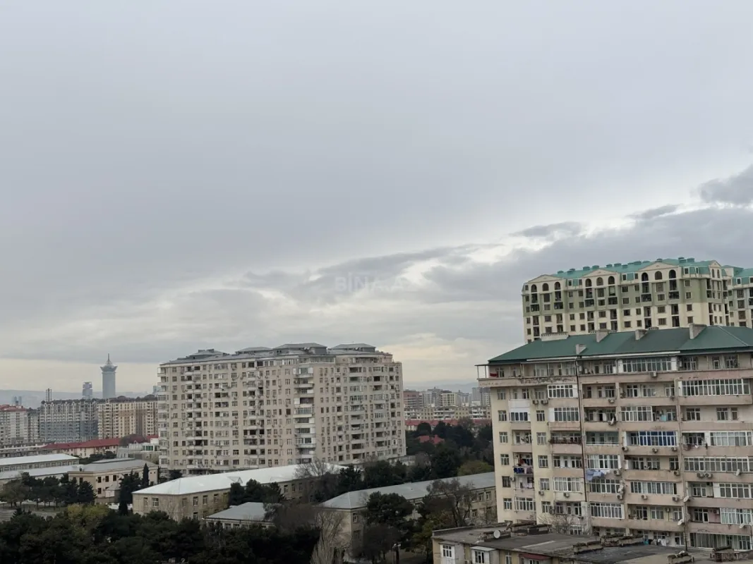 Satılır 3 otaqlı mənzil 90 m²