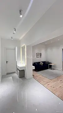 Satılır 2 otaqlı mənzil 68 m²