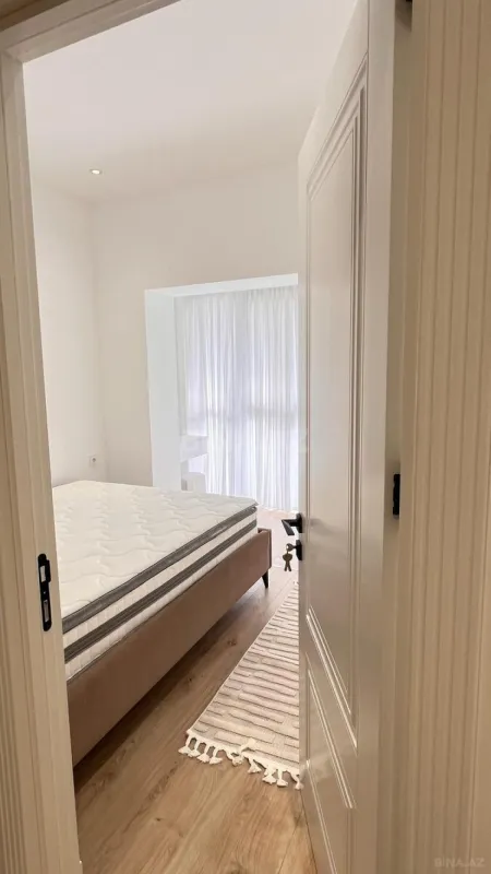 Satılır 2 otaqlı mənzil 68 m²