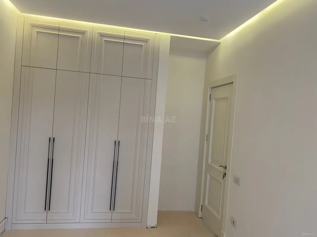Satılır 2 otaqlı mənzil 69 m²