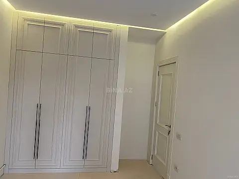 Satılır 2 otaqlı mənzil 69 m²