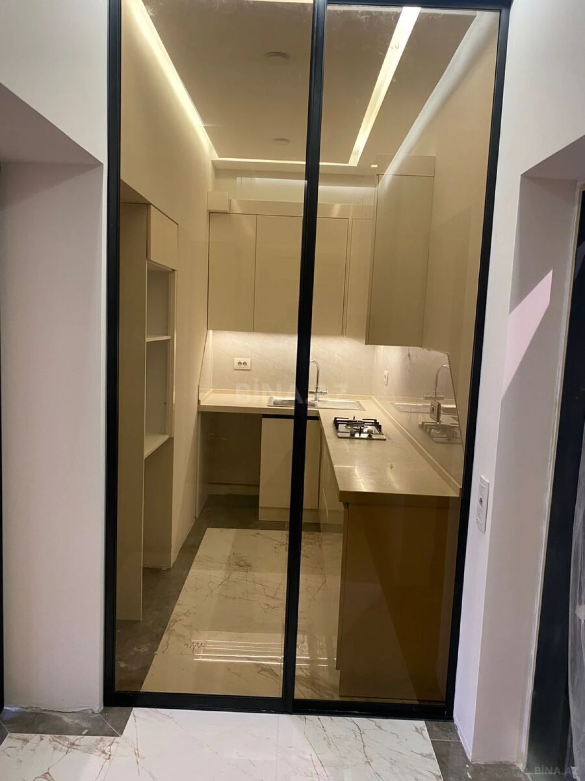 Satılır 2 otaqlı mənzil 69 m²