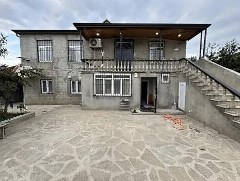Satılır 7 otaqlı həyət evi 200 m² — Bakı, Ramana 7 otaq 200.00 m²