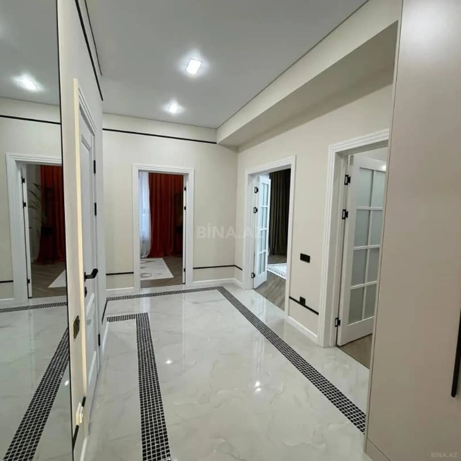 Kirayə verilir 3 otaqlı mənzil 150 m²