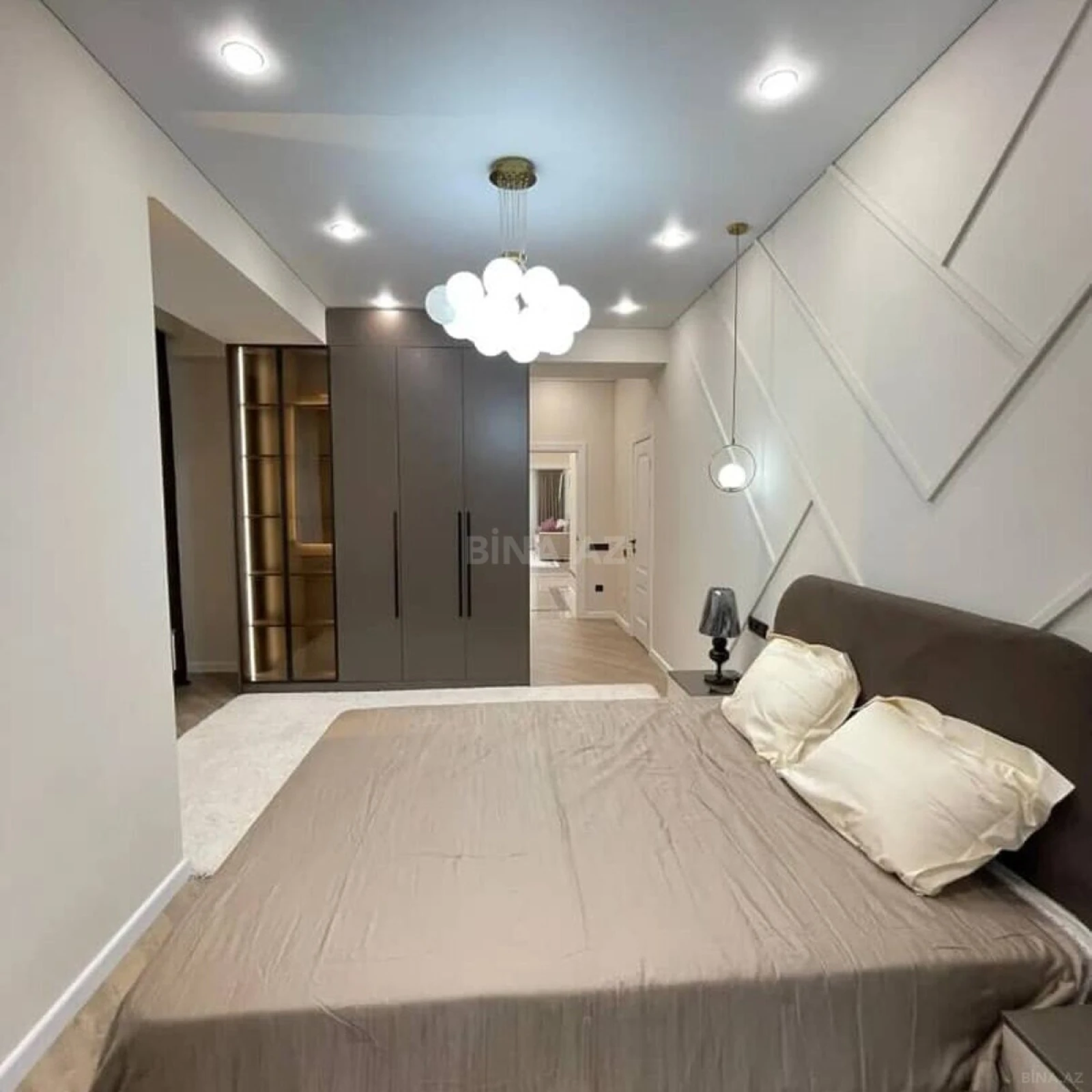Kirayə verilir 3 otaqlı mənzil 150 m²