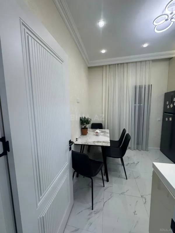 Kirayə verilir 2 otaqlı mənzil 70 m²
