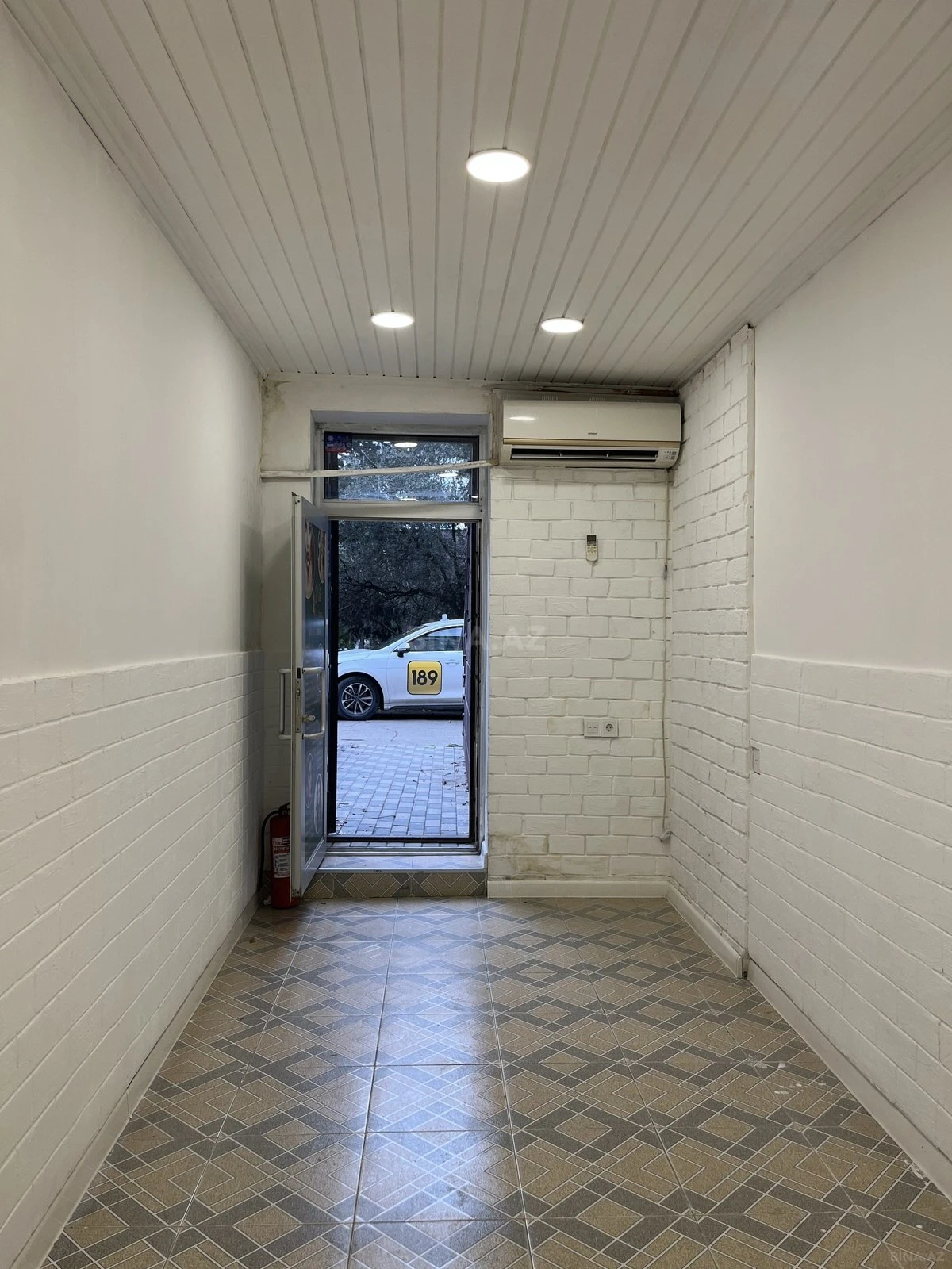 Kirayə verilir obyekt 55 m²