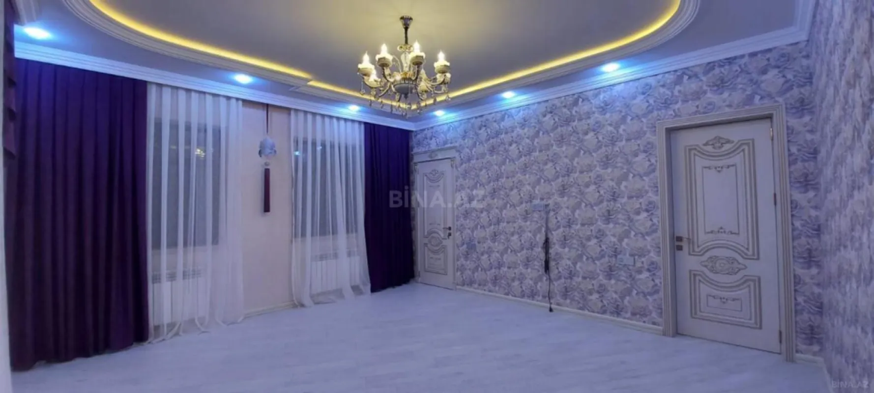 Satılır 8 otaqlı həyət evi 380 m²