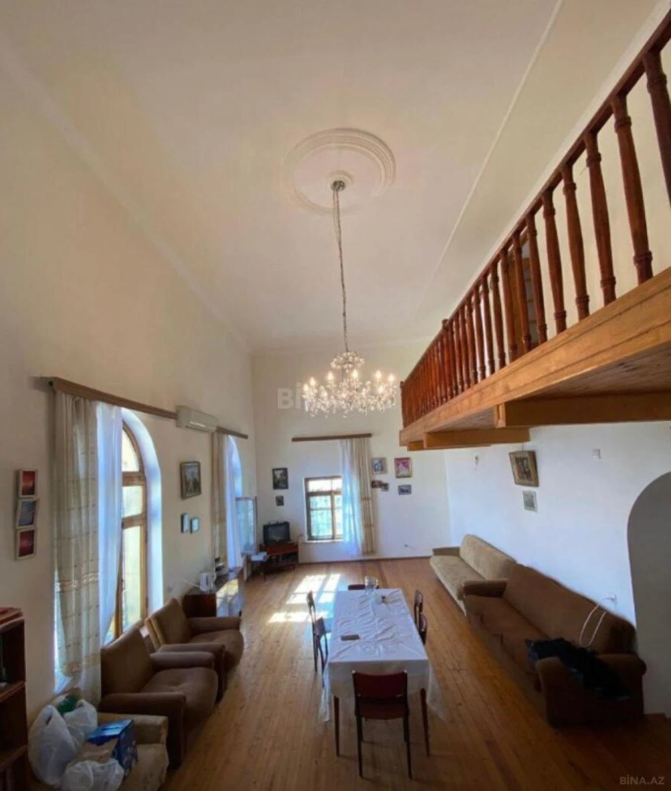 Satılır 5 otaqlı həyət evi 167 m²