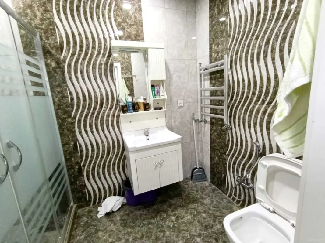 Satılır 2 otaqlı mənzil 90 m²