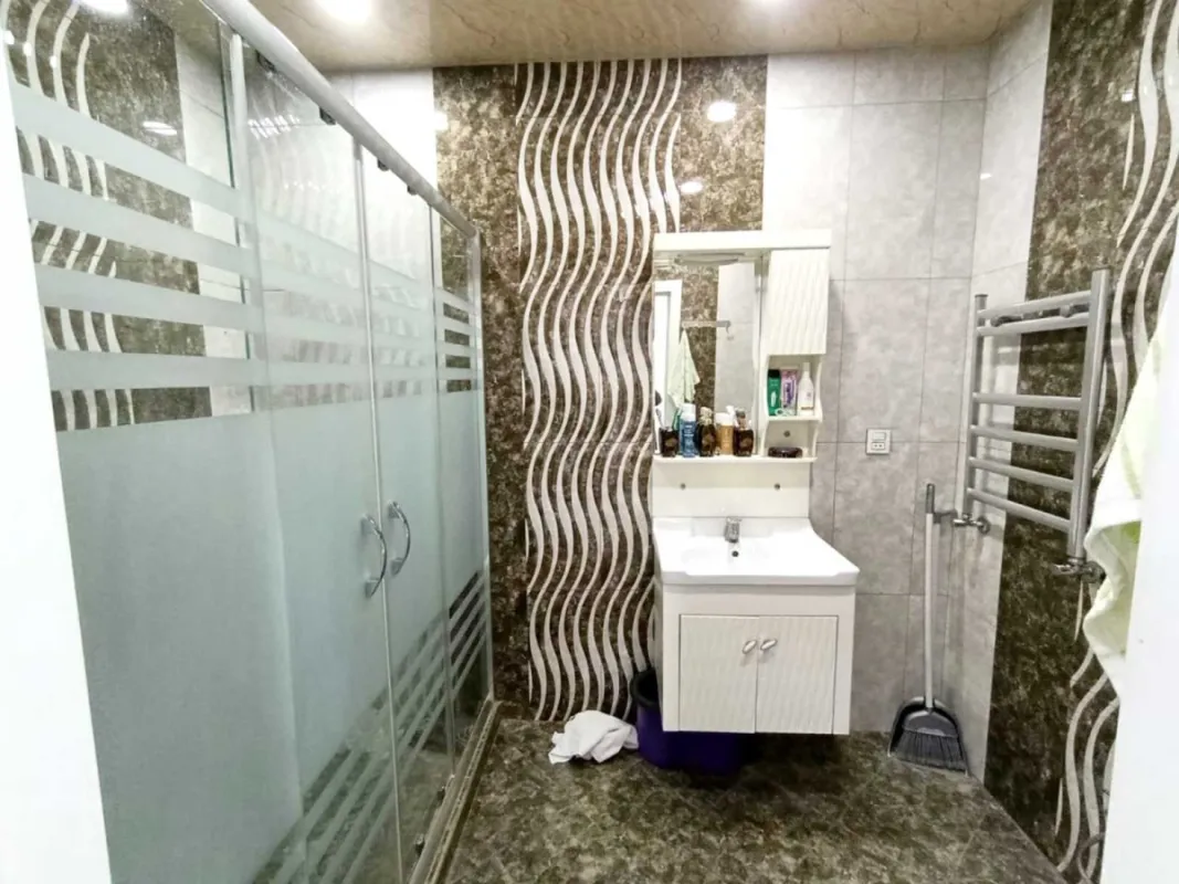 Satılır 2 otaqlı mənzil 90 m²