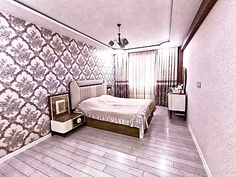 Satılır 2 otaqlı mənzil 90 m²