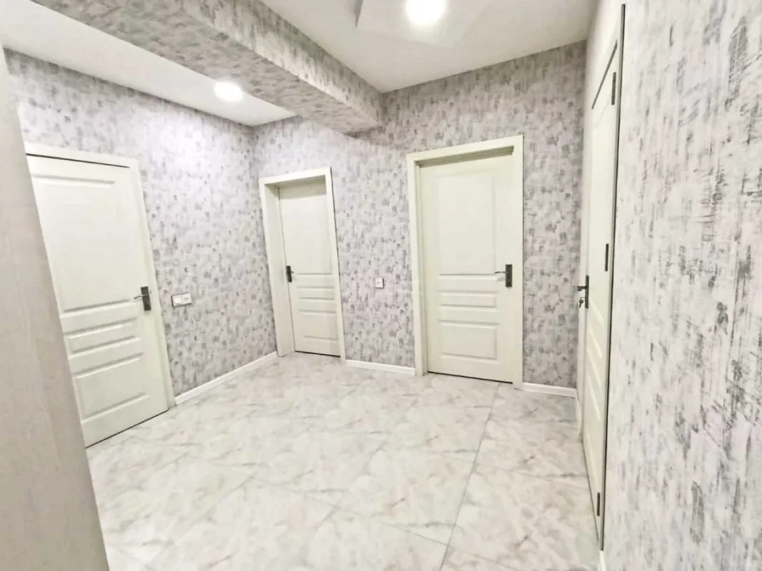 Satılır 2 otaqlı mənzil 90 m²