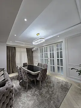 Satılır 3 otaqlı mənzil 160 m²