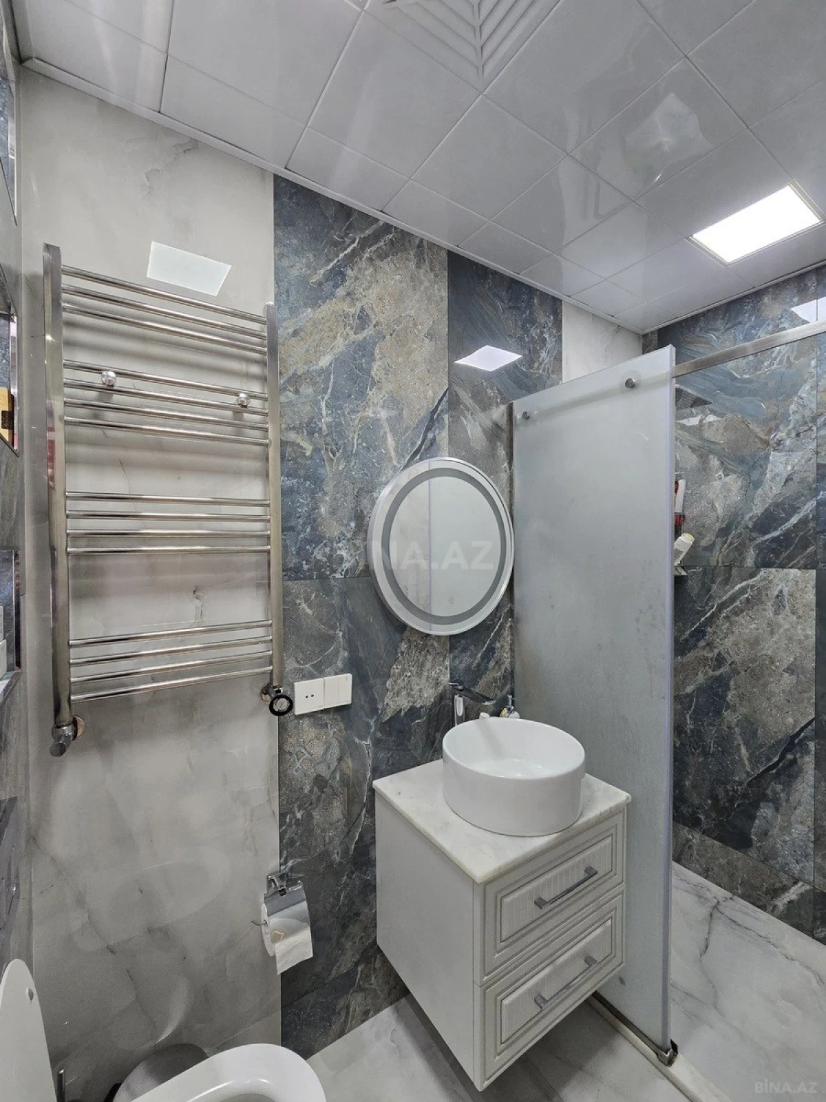 Satılır 3 otaqlı mənzil 160 m²
