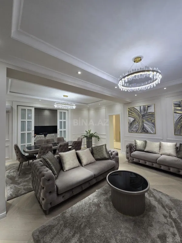 Satılır 3 otaqlı mənzil 160 m²