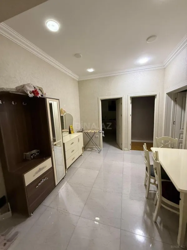 Kirayə verilir 3 otaqlı mənzil 100 m²